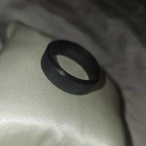 Sleek Black Men's Silicone Ring